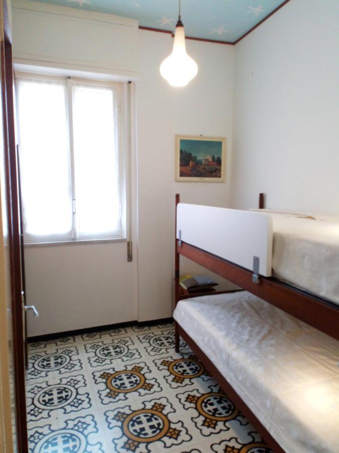 Casa Di Claude Con Posto Auto Apartman Finale Ligure Kültér fotó