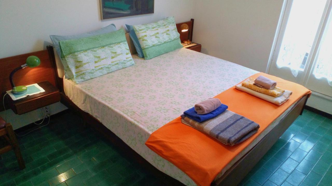Casa Di Claude Con Posto Auto Apartman Finale Ligure Kültér fotó