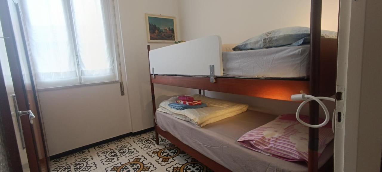 Casa Di Claude Con Posto Auto Apartman Finale Ligure Kültér fotó