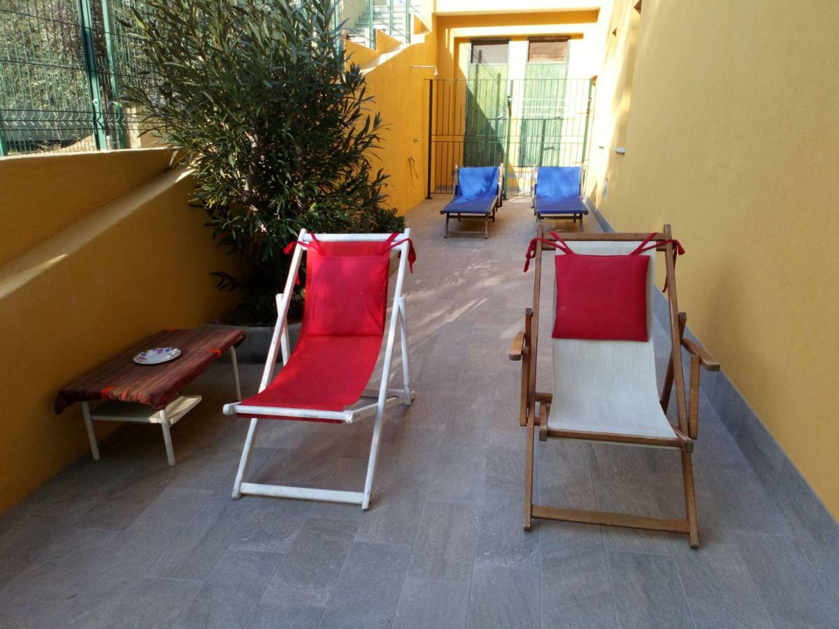 Casa Di Claude Con Posto Auto Apartman Finale Ligure Kültér fotó